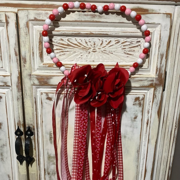 Beaded Heart Wreath, Valentines Macrame, Wall Hanging, Home Decor - Picture 6 of 6